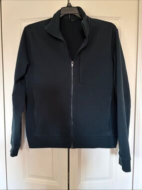 lululemon athletica Men's Lightweight Jacket in Dark Teal